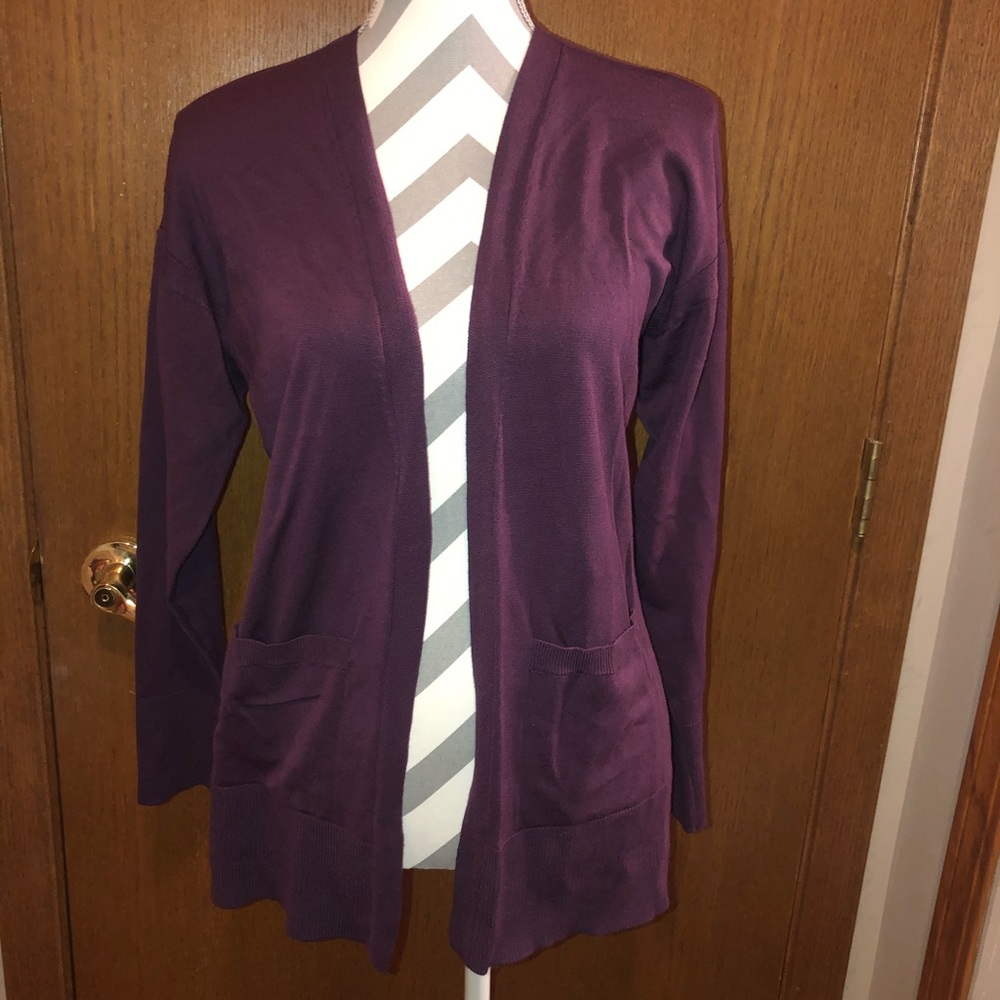 PLUM LIGHT Cardigan